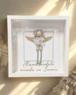 Rankų darbo rėmelis su angelu berniuku viduje, tinka krikšto tėveliams dovanoti.
